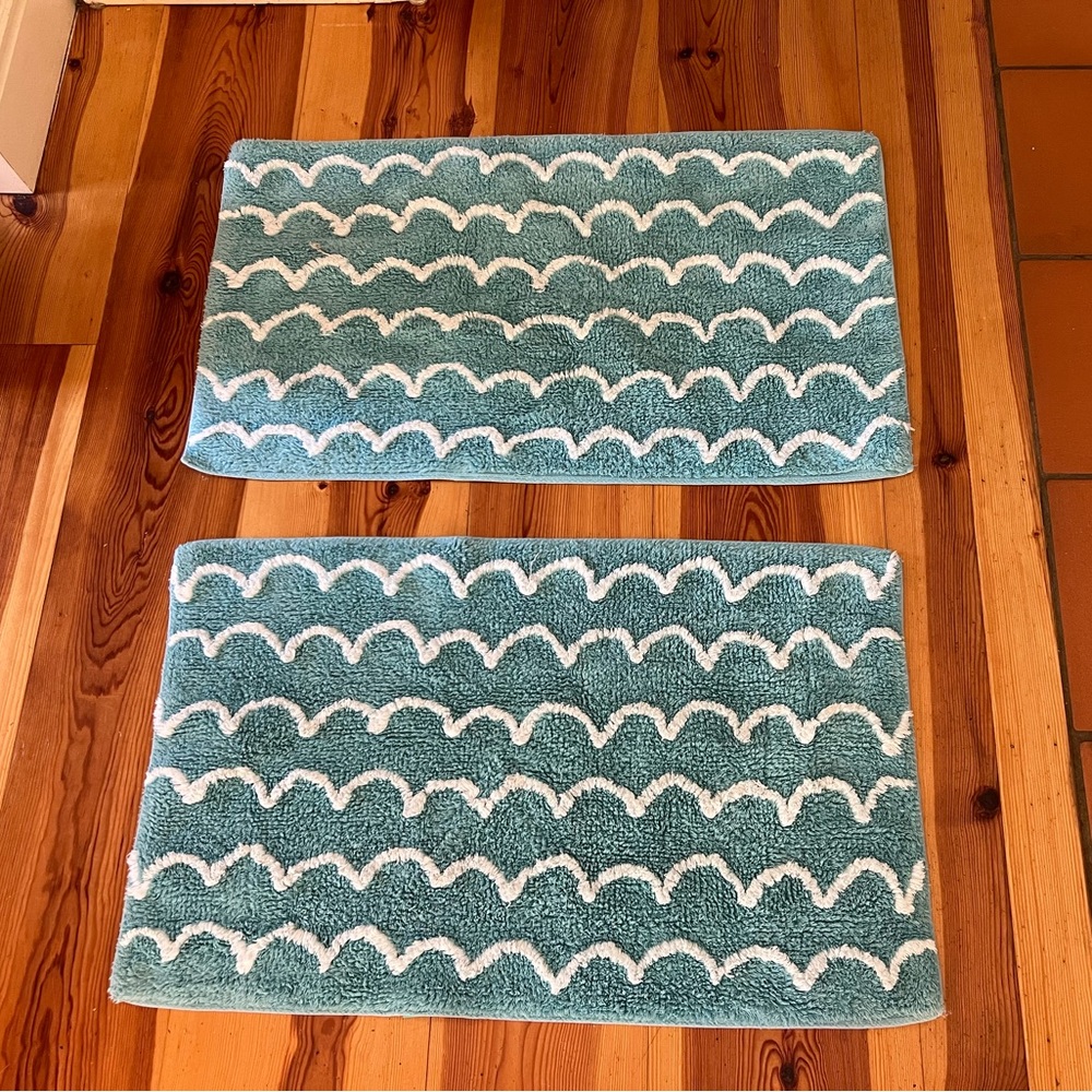 2 Target Pillowfort bath mats EUC